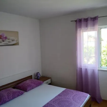 Daria Apartment *