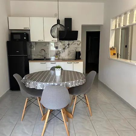 Daria Apartment